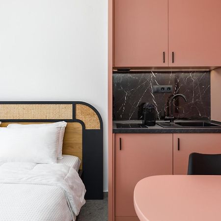 Lorian Suite By Alchemia Parking Thessaloniki Exterior foto